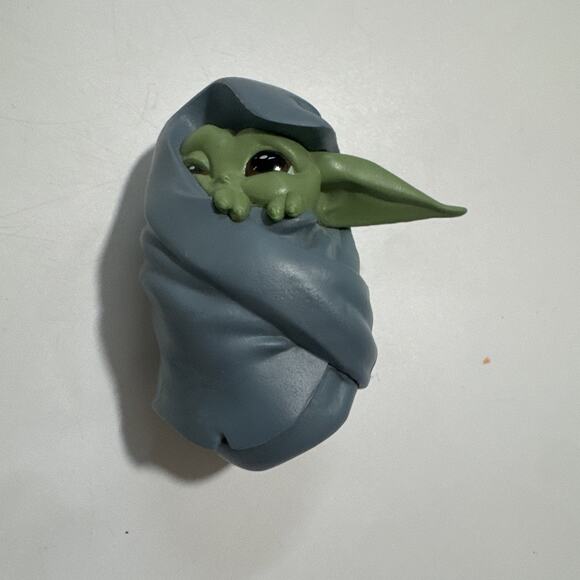 2 Star Wars The Mandalorian: Bounty Collection Series 2 The Child 2.2" - Picture 3 of 6